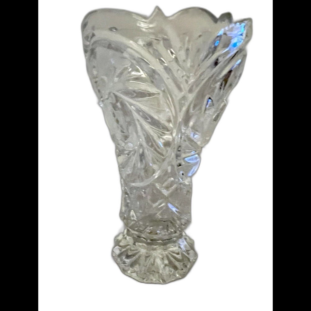 Vintage Lead Bohemian Crystal Pinwheel Etched Star of David Vase 7” Tall